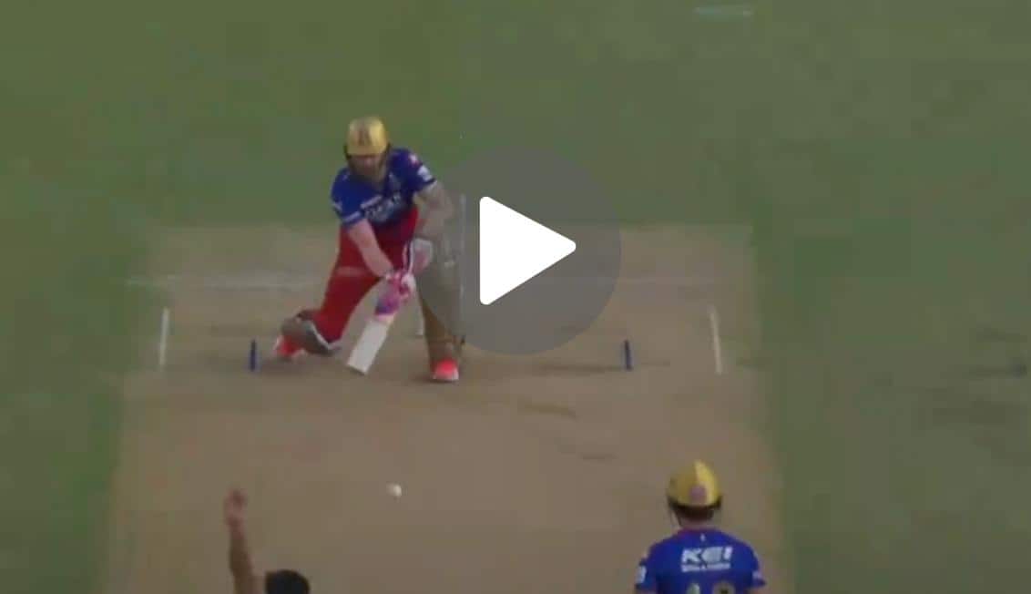 [Watch] 6, 6, 4! Absolute Carnage As Faf Du Plessis Pummels Omarzai For Fun